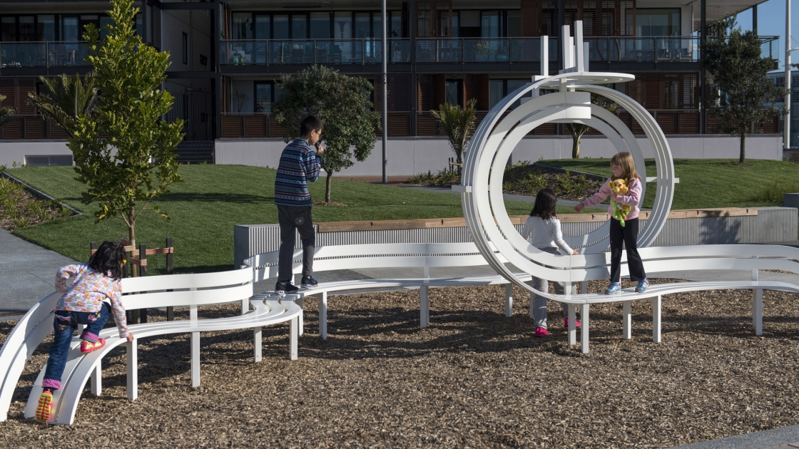 Jeppe Hein - Long Modified Bench Waitemata Green