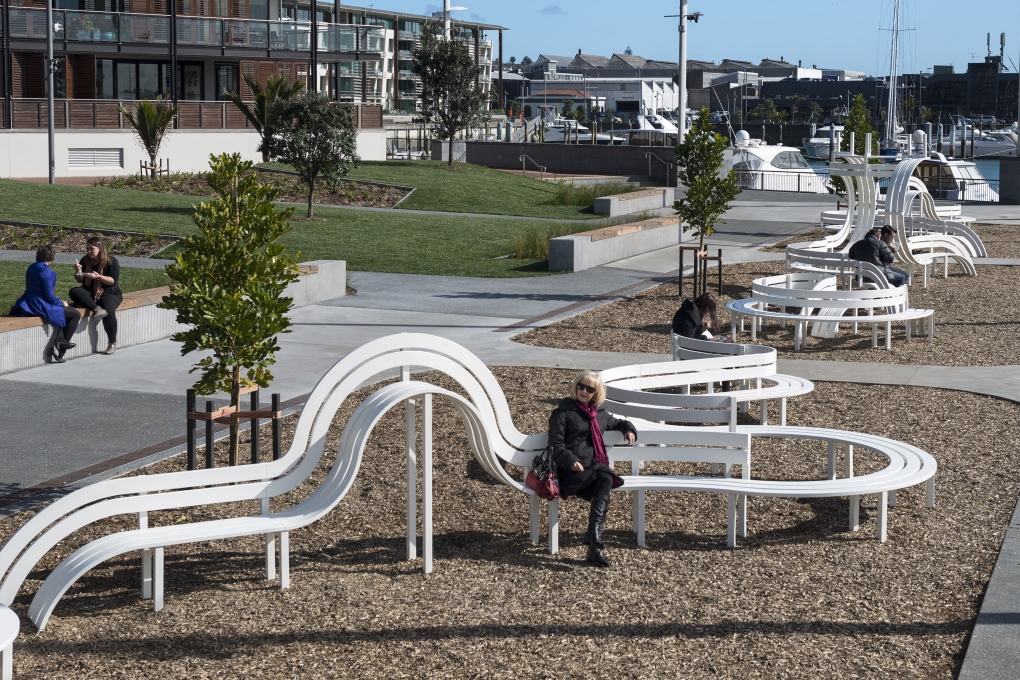 Jeppe Hein - Long Modified Bench Waitemata Green